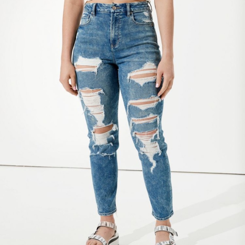 American Eagle Curvy Mom Jeans